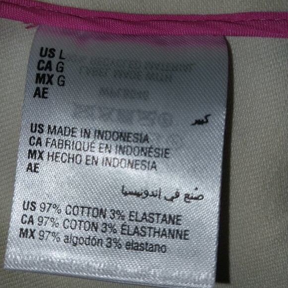 New with tags. ON.34th women's cropped Jacket Size L - Picture 4 of 6